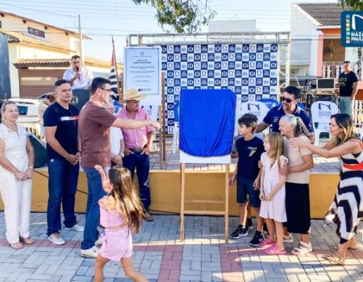 Foto - A Praça do Santo Cruzeiro, Playground Público Infantil e Palco Albino de Camargo – Bininho estão oficialmente inaugurados!! 
