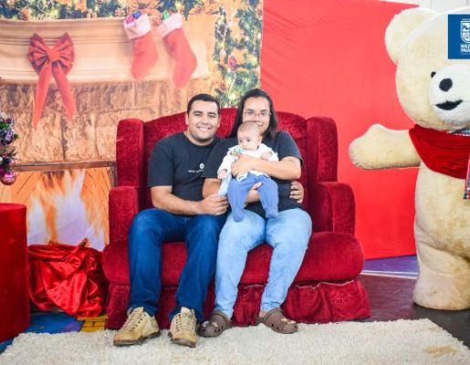 Foto - Inesquecível: chegada do Papai Noel reforça a magia do Natal em Nazaré Paulista