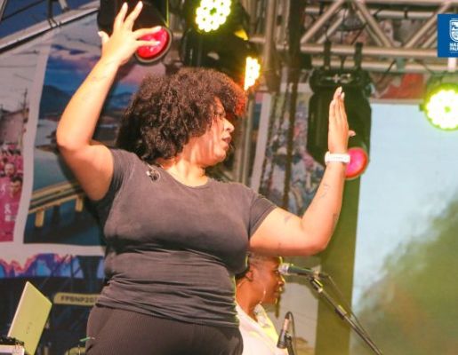 Foto - 349 anos: Espetáculo “Mestiça” com Renata Jambeiro emociona o público em tributo a Clara Nunes