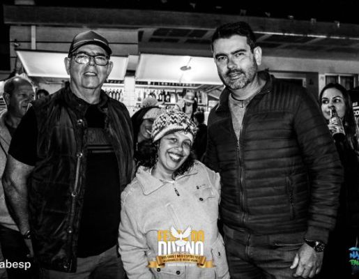 Foto - Show com a dupla Felipe & Thiago - Festa do Divino 2023