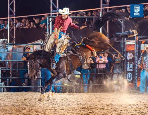 Foto -  Nazaré Paulista celebra com orgulho representante no Taubaté Expo Rodeio 2025