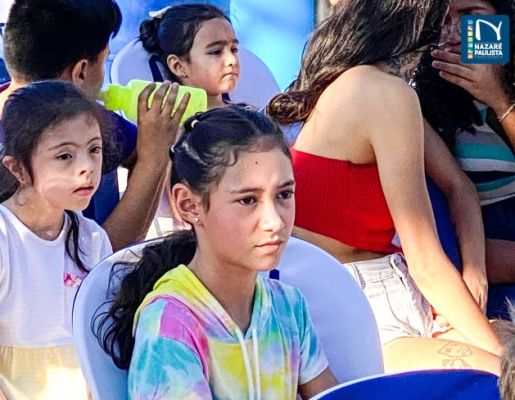 Foto - A Praça do Santo Cruzeiro, Playground Público Infantil e Palco Albino de Camargo – Bininho estão oficialmente inaugurados!! 