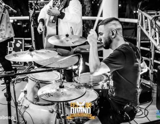 Foto - Show com a banda Livro dos Dias 