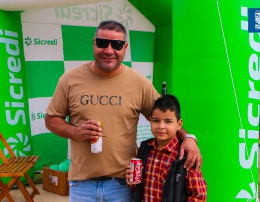 Foto - Chegada da Paçoca emociona Nazaré Paulista com fé, tradição e música no início da Festa do Divino 2025