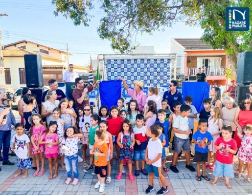 Foto - A Praça do Santo Cruzeiro, Playground Público Infantil e Palco Albino de Camargo – Bininho estão oficialmente inaugurados!! 