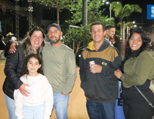 Foto - Show de Felipe & Thiago encerra em grande estilo a Festa dos 349 anos de Nazaré Paulista
