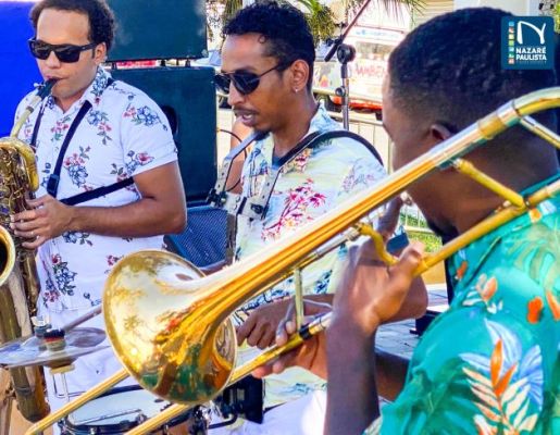 Foto - A Praça do Santo Cruzeiro, Playground Público Infantil e Palco Albino de Camargo – Bininho estão oficialmente inaugurados!! 