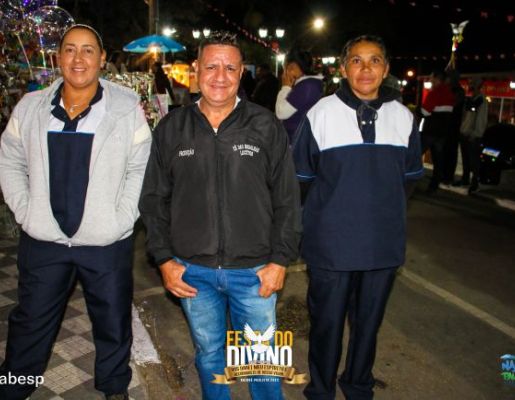Foto - Show com a banda Livro dos Dias 