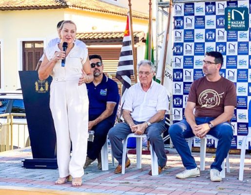 Foto - A Praça do Santo Cruzeiro, Playground Público Infantil e Palco Albino de Camargo – Bininho estão oficialmente inaugurados!! 