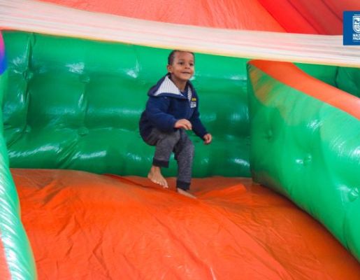 Foto - Inesquecível: chegada do Papai Noel reforça a magia do Natal em Nazaré Paulista