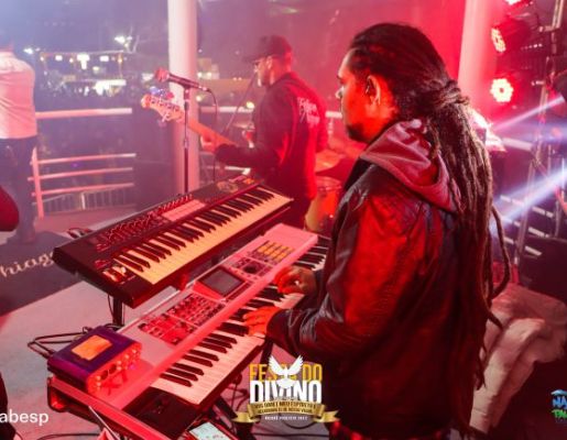 Foto - Show com a dupla Felipe & Thiago - Festa do Divino 2023