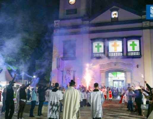 Foto - Procissão de Encerramento marca a celebração dos 349 anos da Padroeira Nossa Senhora de Nazaré