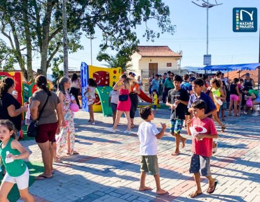 Foto - A Praça do Santo Cruzeiro, Playground Público Infantil e Palco Albino de Camargo – Bininho estão oficialmente inaugurados!! 