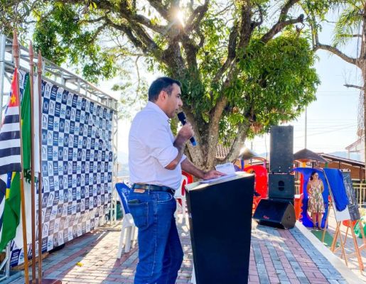 Foto - A Praça do Santo Cruzeiro, Playground Público Infantil e Palco Albino de Camargo – Bininho estão oficialmente inaugurados!! 