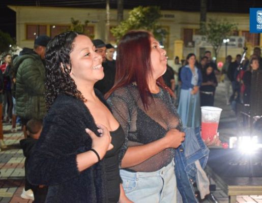 Foto - Show de Felipe & Thiago encerra em grande estilo a Festa dos 349 anos de Nazaré Paulista