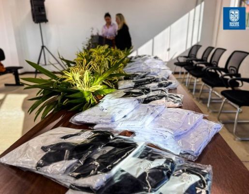 Foto - Congada Preto e Branco recebe novos uniformes em cerimônia de valorização cultural em Nazaré Paulista