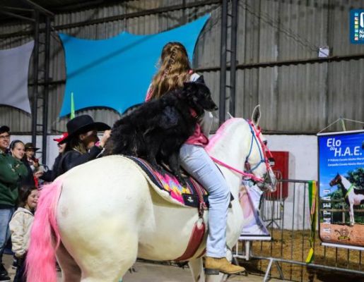 Foto - VEJA COMO FOI O 1º DIA DA EXPO RURAL 2023 DE NAZARÉ PAULISTA
