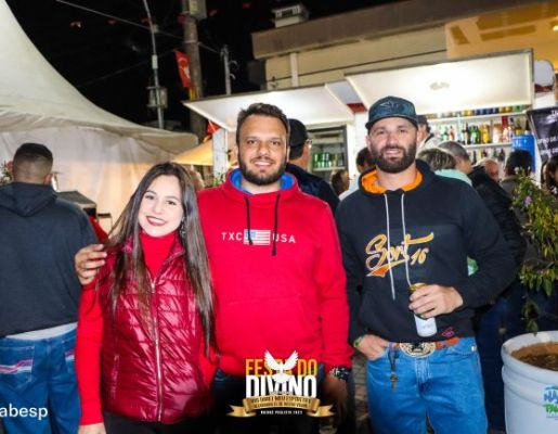 Foto - Show com a dupla Felipe & Thiago - Festa do Divino 2023