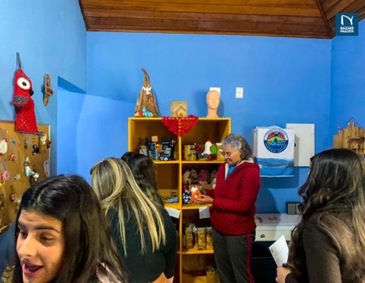 Foto - Turismo: ALUNOS E PROFESSORES DA ESCOLA ESTADUAL FÁBIO HACL PÍNOLA 