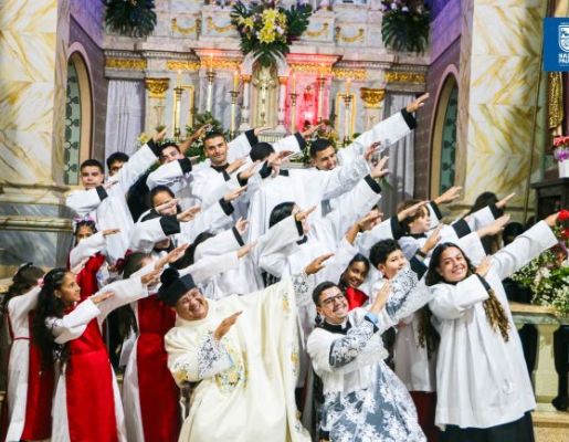 Foto - Procissão de Encerramento marca a celebração dos 349 anos da Padroeira Nossa Senhora de Nazaré