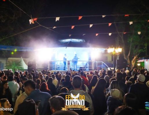 Foto - Show com a dupla Felipe & Thiago - Festa do Divino 2023