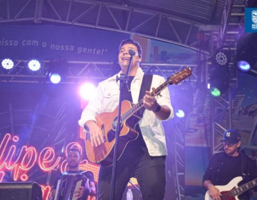 Foto - Show de Felipe & Thiago encerra em grande estilo a Festa dos 349 anos de Nazaré Paulista