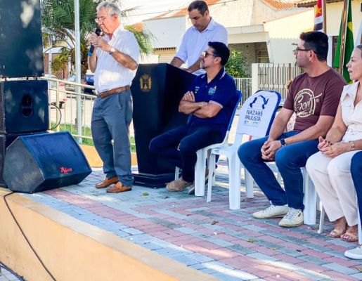 Foto - A Praça do Santo Cruzeiro, Playground Público Infantil e Palco Albino de Camargo – Bininho estão oficialmente inaugurados!! 