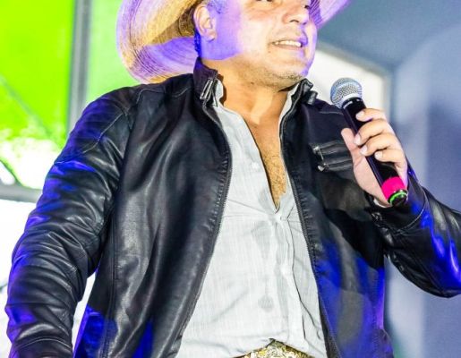 Foto - Show Duduca & Dalvan - Festa do Divino 2023