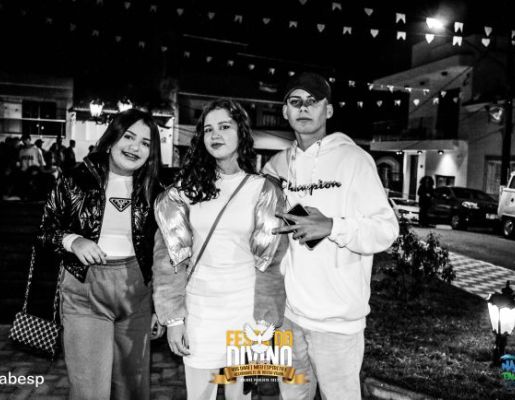 Foto - Show com a dupla Felipe & Thiago - Festa do Divino 2023