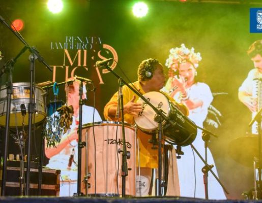 Foto - 349 anos: Espetáculo “Mestiça” com Renata Jambeiro emociona o público em tributo a Clara Nunes