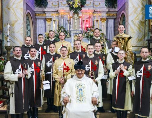 Foto - Procissão de Encerramento marca a celebração dos 349 anos da Padroeira Nossa Senhora de Nazaré
