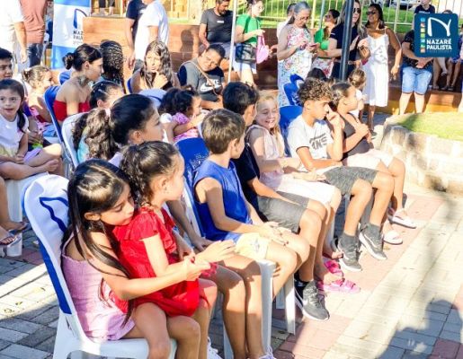 Foto - A Praça do Santo Cruzeiro, Playground Público Infantil e Palco Albino de Camargo – Bininho estão oficialmente inaugurados!! 