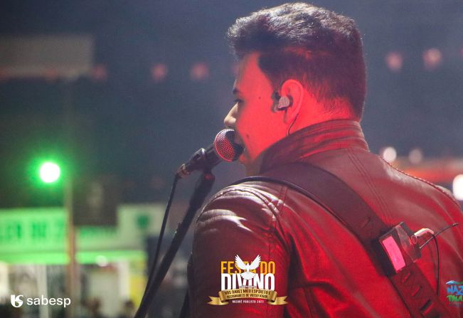 Show com a dupla Felipe & Thiago - Festa do Divino 2023