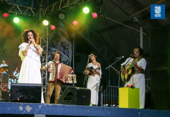 349 anos: Espetáculo “Mestiça” com Renata Jambeiro emociona o público em tributo a Clara Nunes